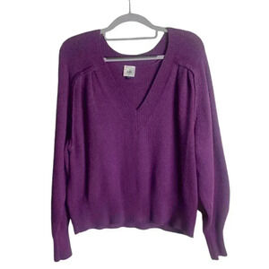 Cabi Size Small Luxury Pull Over Sweater Violet Purple V Neck Raglan Sleeves